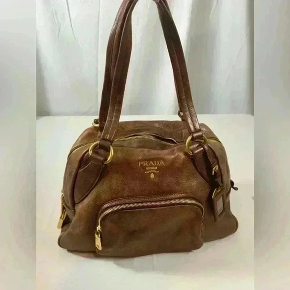 PRADA 🔥🔥Vintage Vitello Daino Shoulder Bag (Brown & Metallic Soft Leather) - Picture 1 of 16